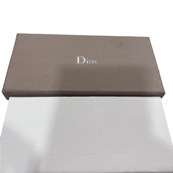 Dior - Christian Dior Sunglasses - preloved - Picture 13 of 14